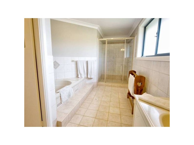 1 Weeta Street, Picton NSW 2571