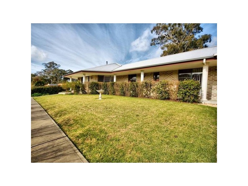 1 Weeta Street, Picton NSW 2571