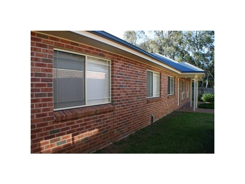 4A Antill Street, Thirlmere NSW 2572