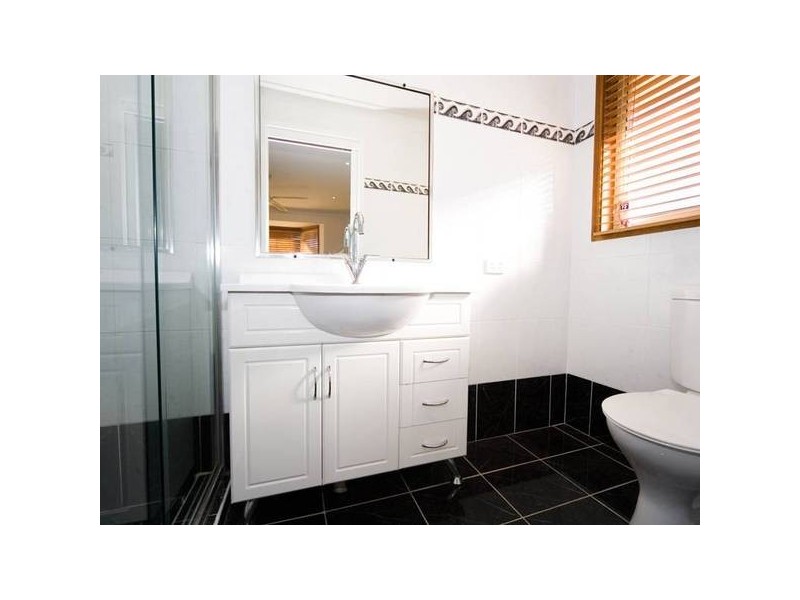 9 Mallam Road, Picton NSW 2571