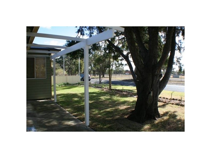 8 Mason Street, Thirlmere NSW 2572