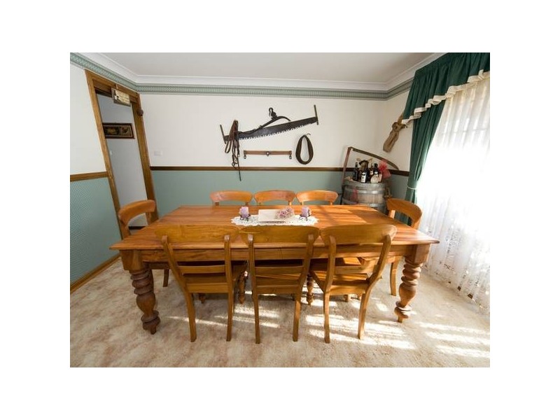 11 Marsh Place, The Oaks NSW 2570