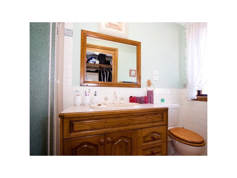 11 Marsh Place, The Oaks NSW 2570