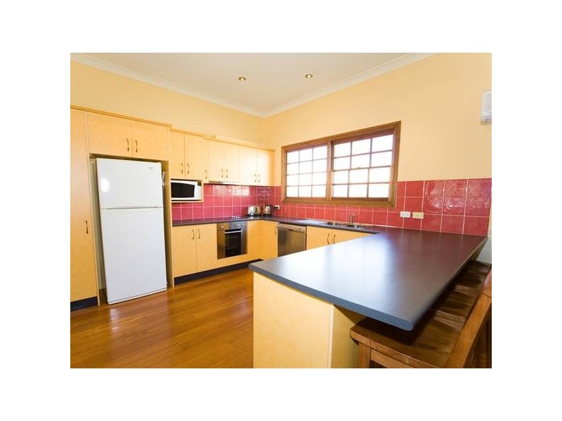 13 Campbell Street, Picton NSW 2571