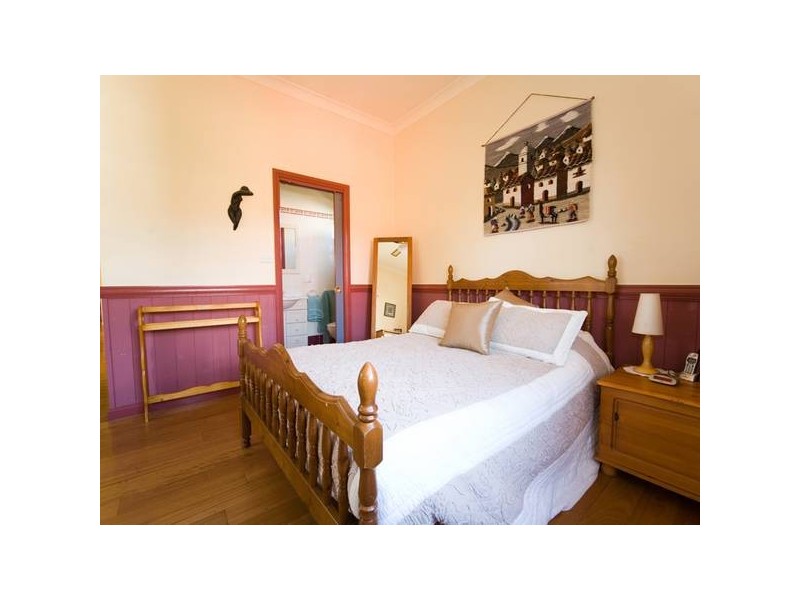 13 Campbell Street, Picton NSW 2571