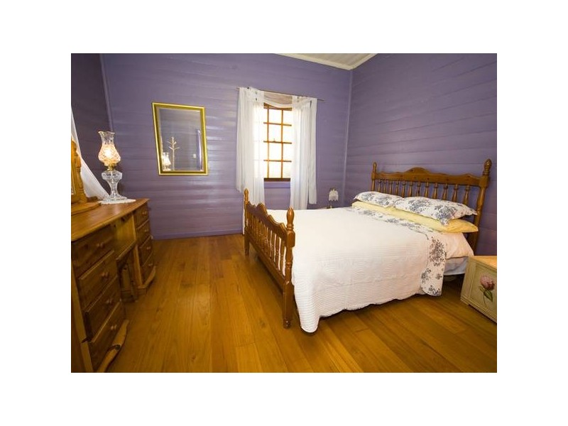 13 Campbell Street, Picton NSW 2571