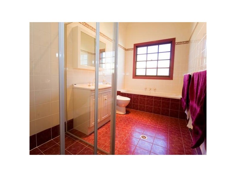 13 Campbell Street, Picton NSW 2571