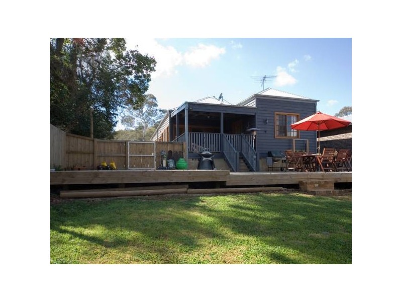 13 Campbell Street, Picton NSW 2571