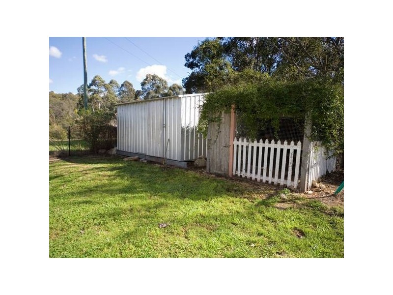 13 Campbell Street, Picton NSW 2571