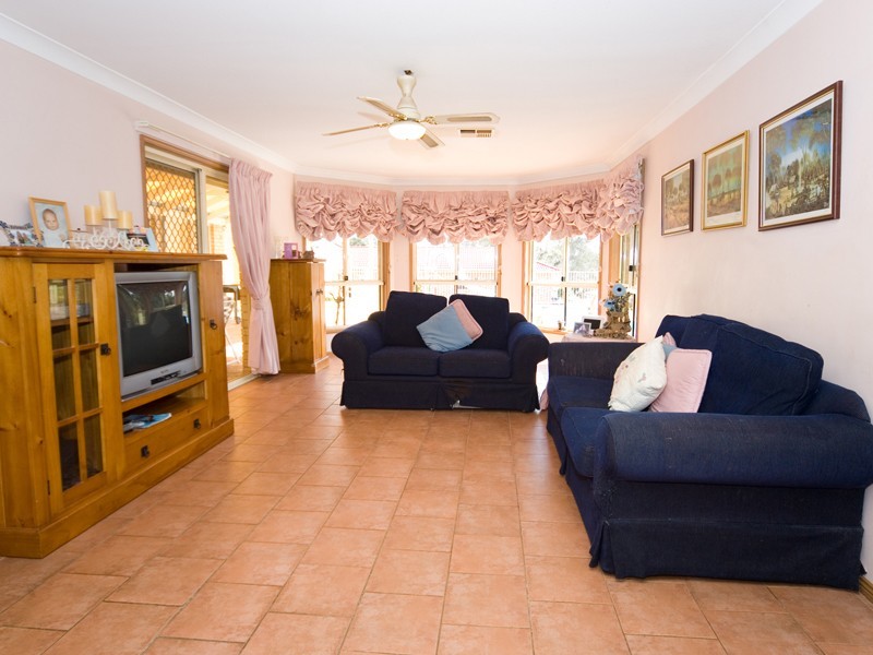 16 Jarvisfield Road, Picton NSW 2571