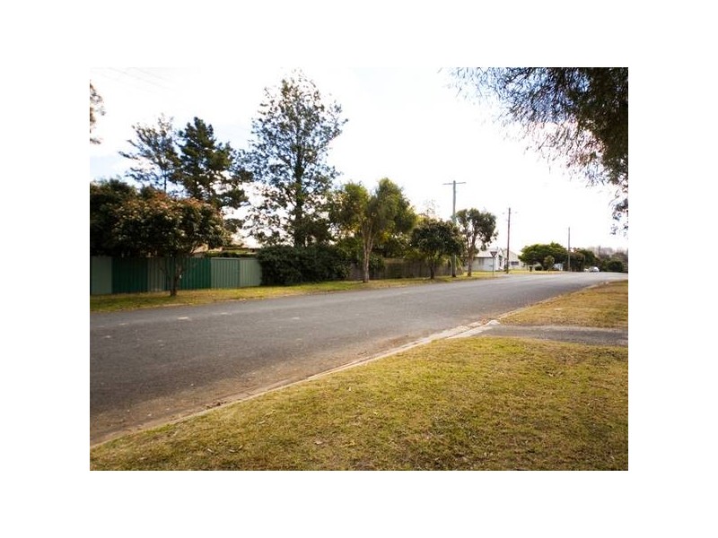 60 York Street, Tahmoor NSW 2573