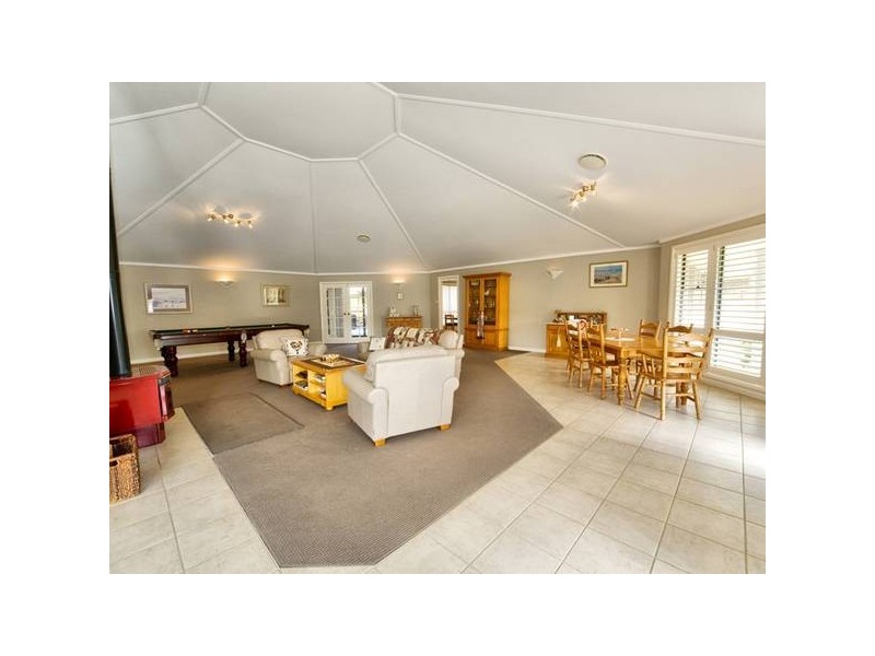 1 Weeta Street, Picton NSW 2571