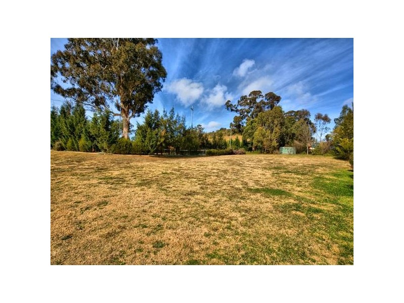 1 Weeta Street, Picton NSW 2571