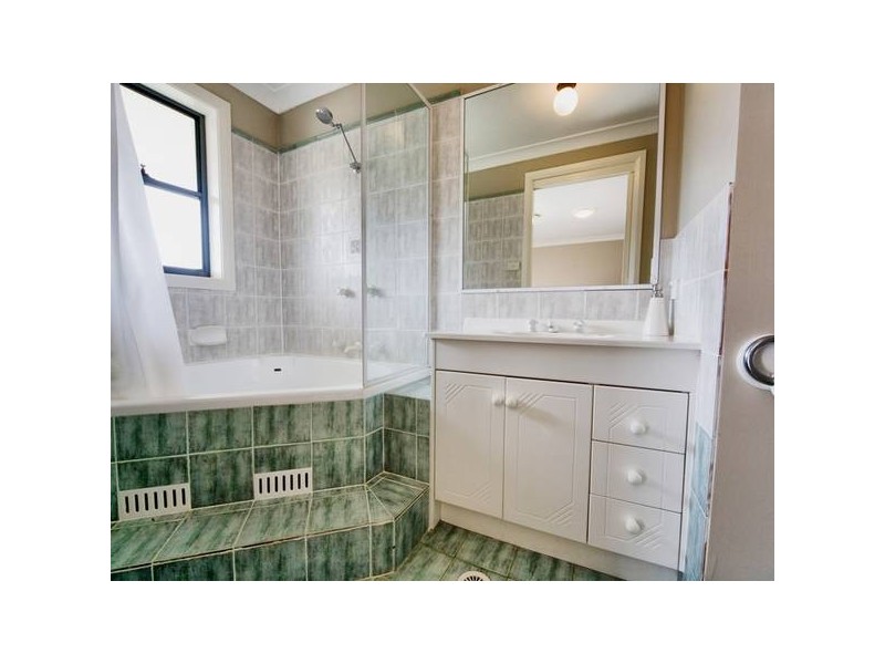 1 Weeta Street, Picton NSW 2571