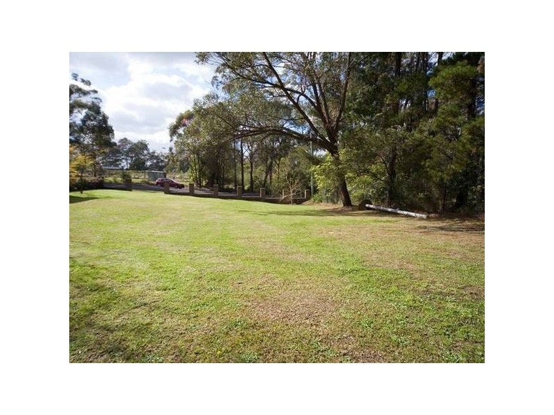 10 Wilton Street, Thirlmere NSW 2572