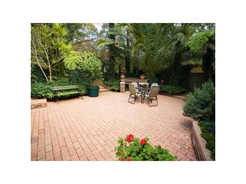 10 Wilton Street, Thirlmere NSW 2572