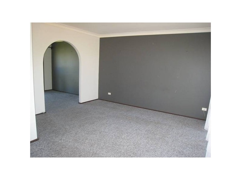 93 Remembrance Drive, Tahmoor NSW 2573