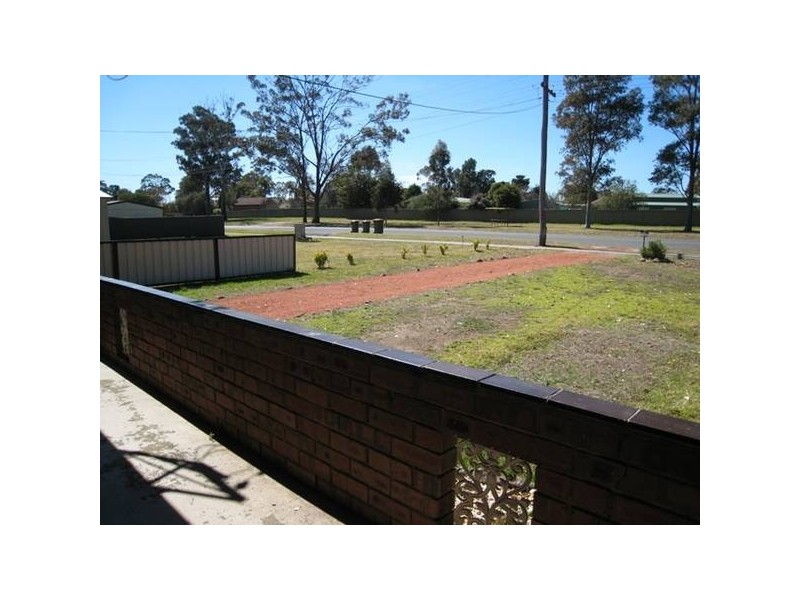 93 Remembrance Drive, Tahmoor NSW 2573