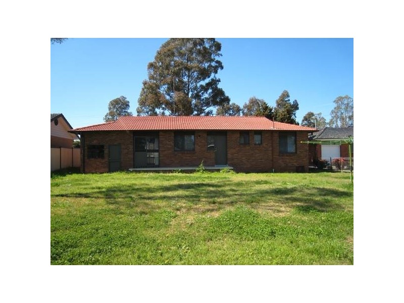 93 Remembrance Drive, Tahmoor NSW 2573