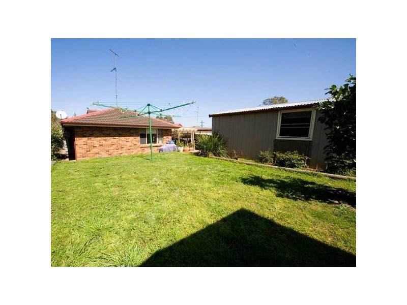 19B Edward Street, The Oaks NSW 2570