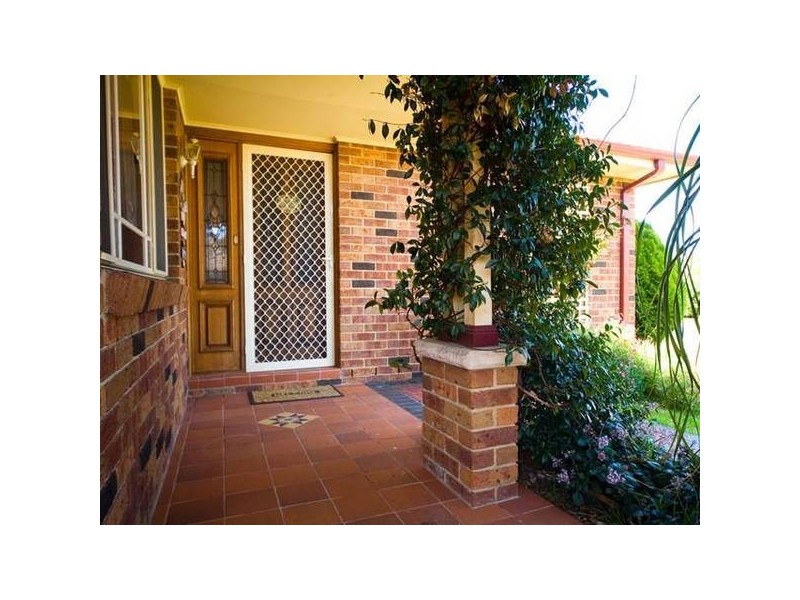 19B Edward Street, The Oaks NSW 2570
