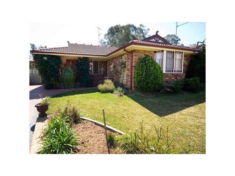 19B Edward Street, The Oaks NSW 2570