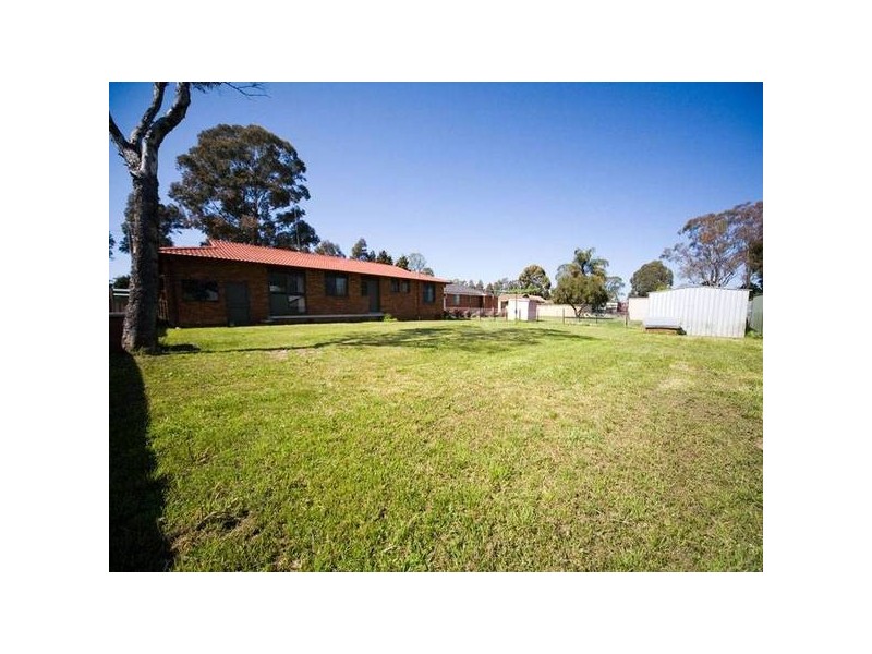 93 Remembrance Drive, Tahmoor NSW 2573