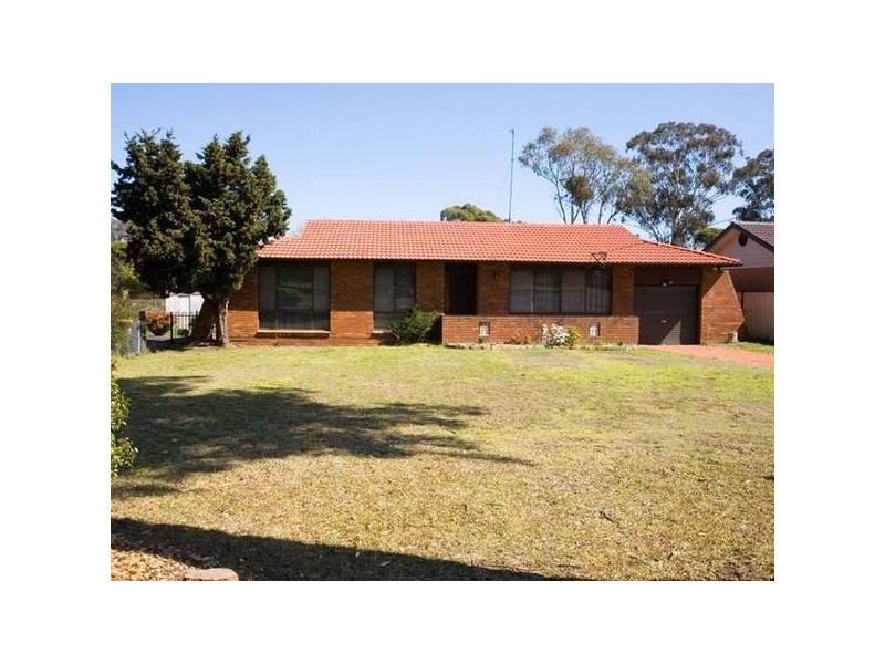 93 Remembrance Drive, Tahmoor NSW 2573