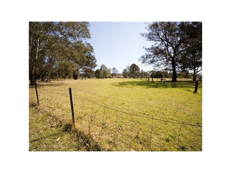 131 Mulhollands Road, Picton NSW 2571