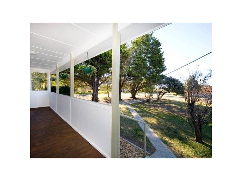 120 Close Street, Thirlmere NSW 2572