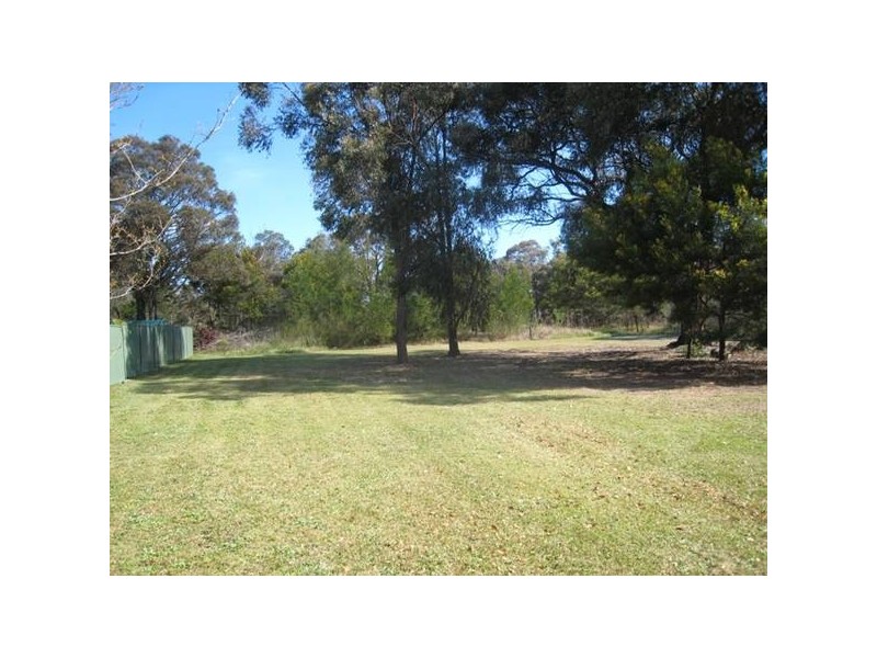 121 Close Street, Thirlmere NSW 2572