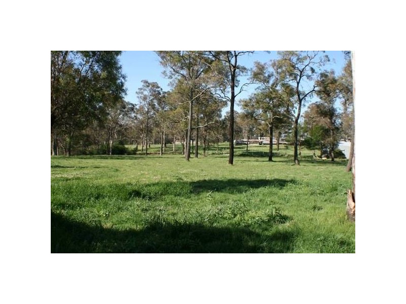 95 Burns Road, Thirlmere NSW 2572