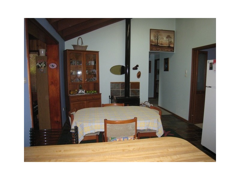 6 Sunrise Road, Yerrinbool NSW 2575