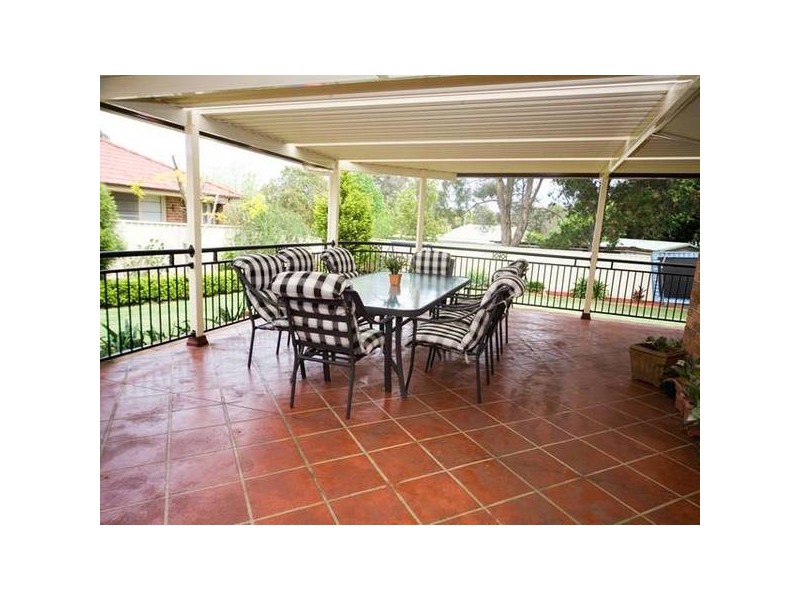 6 Windsor Place, Bargo NSW 2574