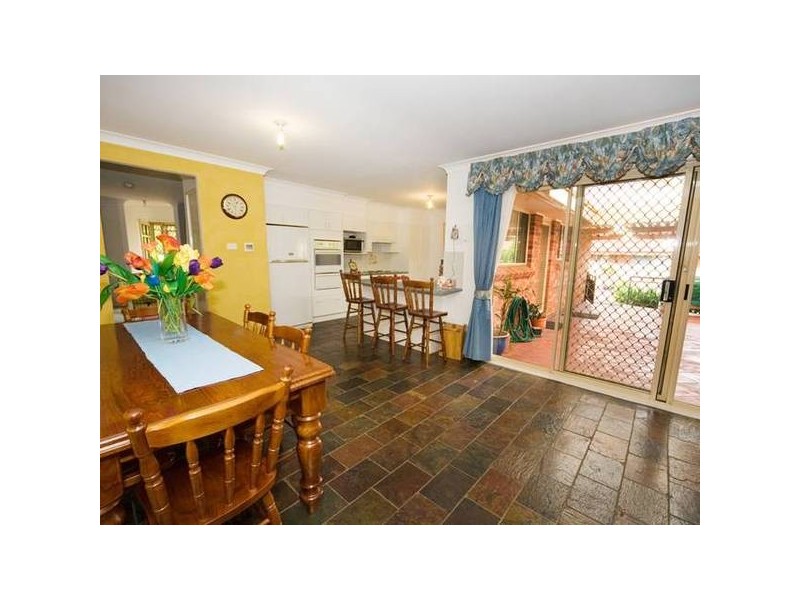 6 Windsor Place, Bargo NSW 2574