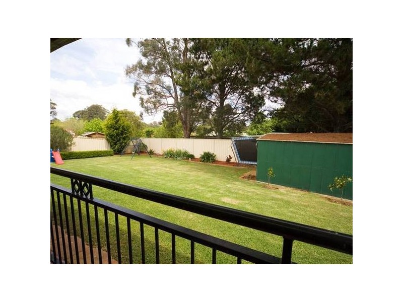 6 Windsor Place, Bargo NSW 2574