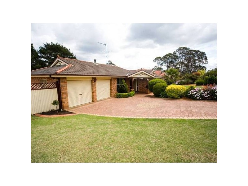 6 Windsor Place, Bargo NSW 2574