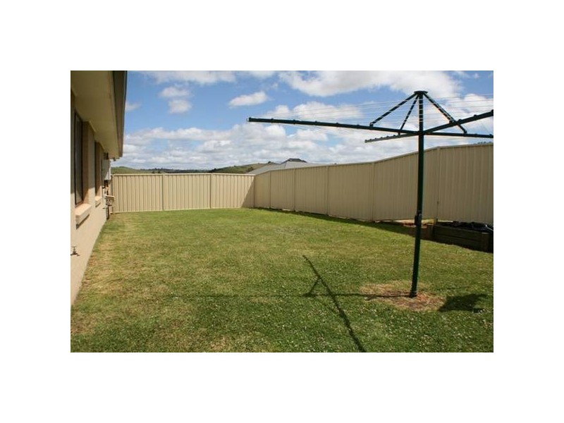 6 Hereford Way, Picton NSW 2571