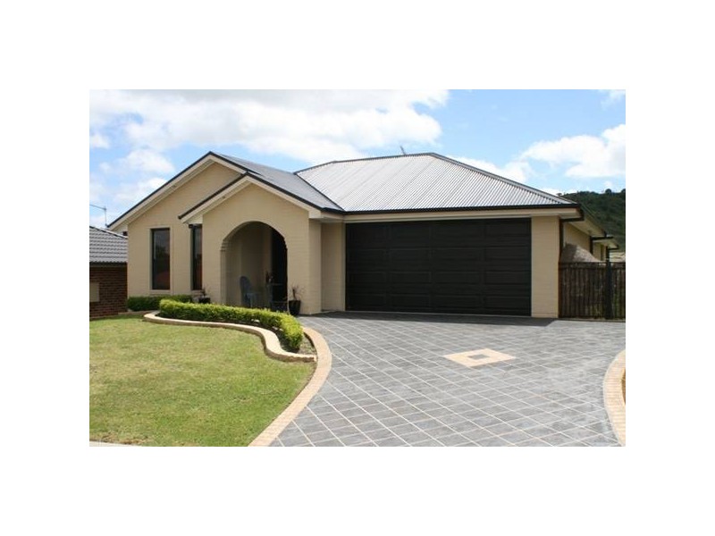 6 Hereford Way, Picton NSW 2571