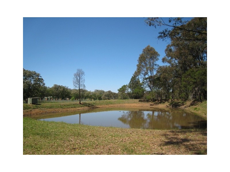 325 Oaks Road, Thirlmere NSW 2572