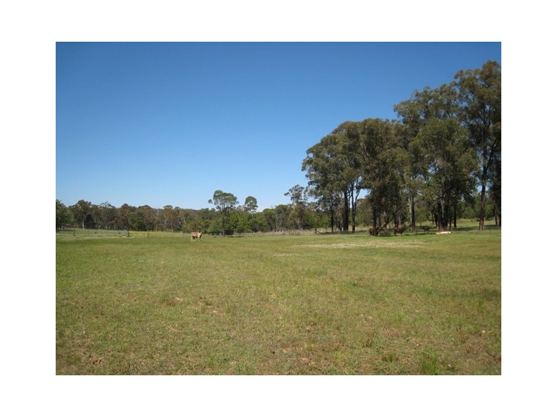 325 Oaks Road, Thirlmere NSW 2572