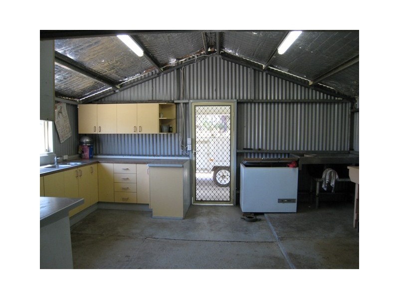 325 Oaks Road, Thirlmere NSW 2572