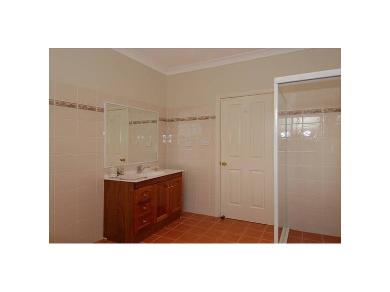 4A Antill Street, Thirlmere NSW 2572