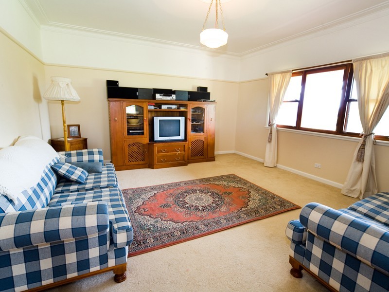 46 Darley Street, Thirlmere NSW 2572