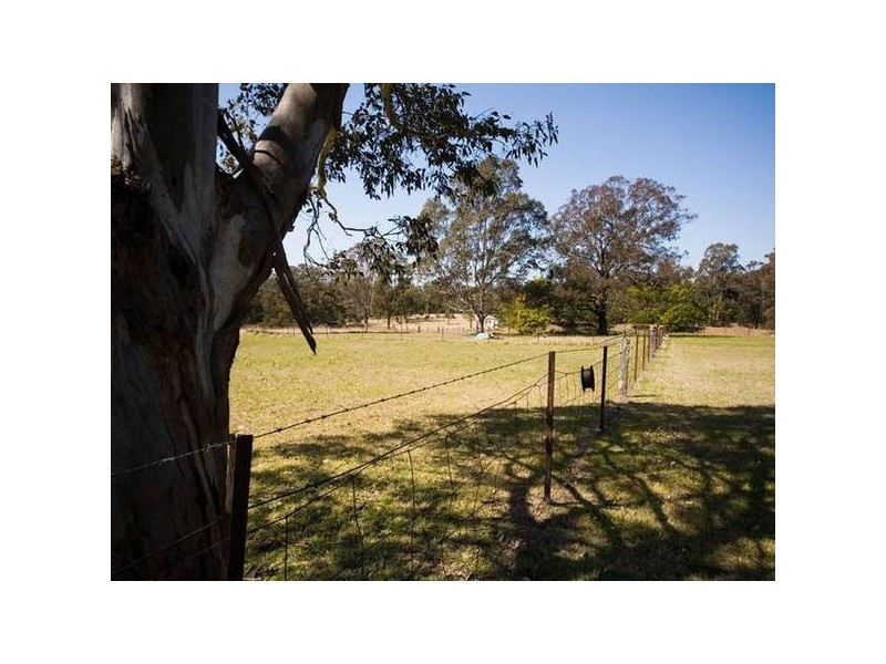 131 Mulhollands Road, Picton NSW 2571