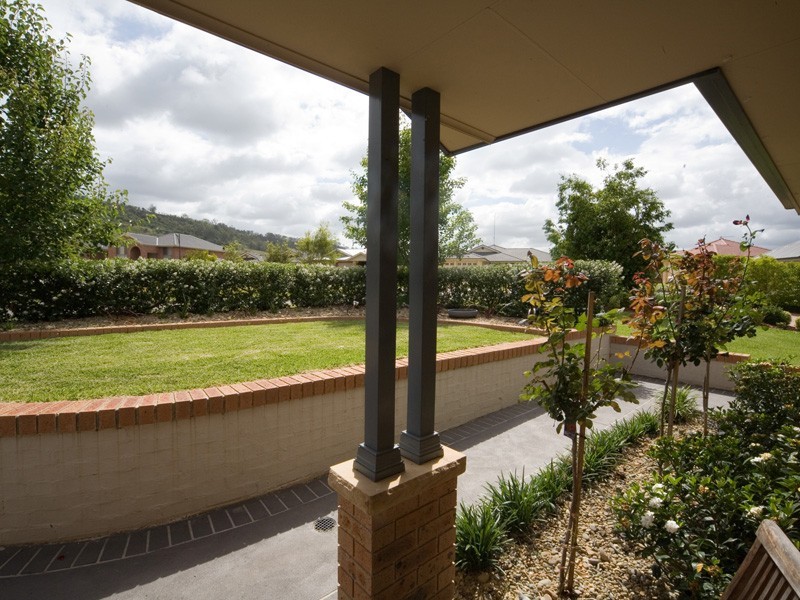 8 Ayrshire Gardens, Picton NSW 2571