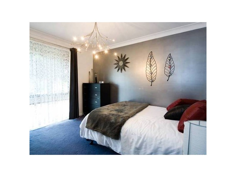 11 Haddon Place, Picton NSW 2571