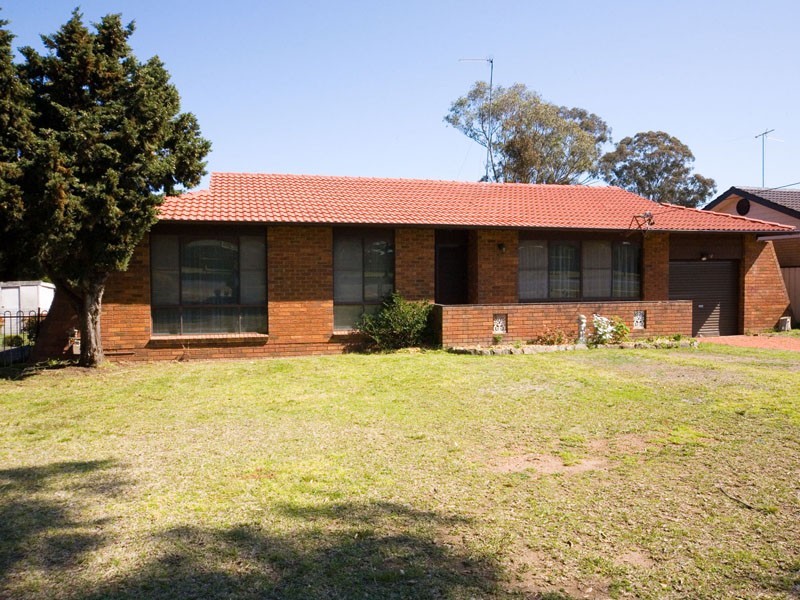93 Remembrance Drive, Tahmoor NSW 2573