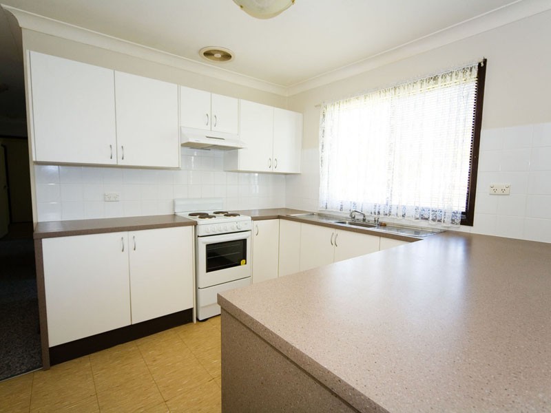 93 Remembrance Drive, Tahmoor NSW 2573
