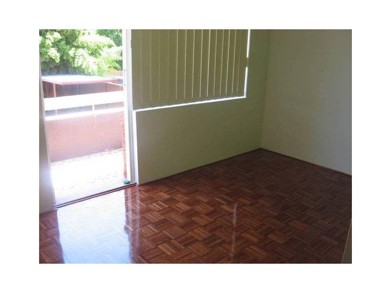 8/4 Julia Street, Ashfield NSW 2131